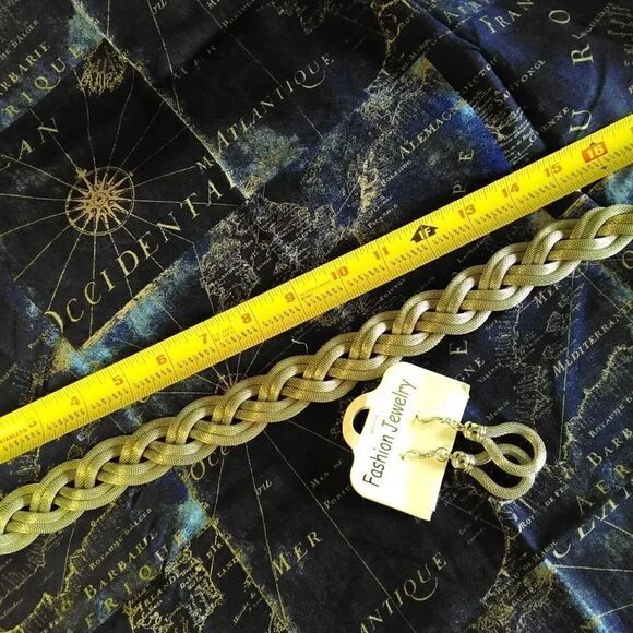 Jewelry-silver-necklace/earring set  - Picture 6 of 7